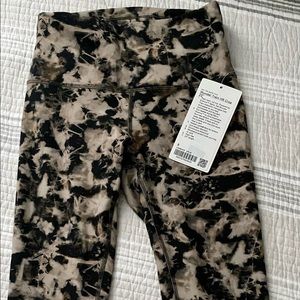Lululemon wunder train HR crop 23”